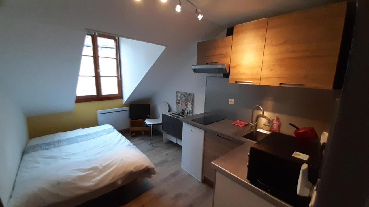 Studio 402 Au 15 Rue Battant A 贝桑松 外观 照片